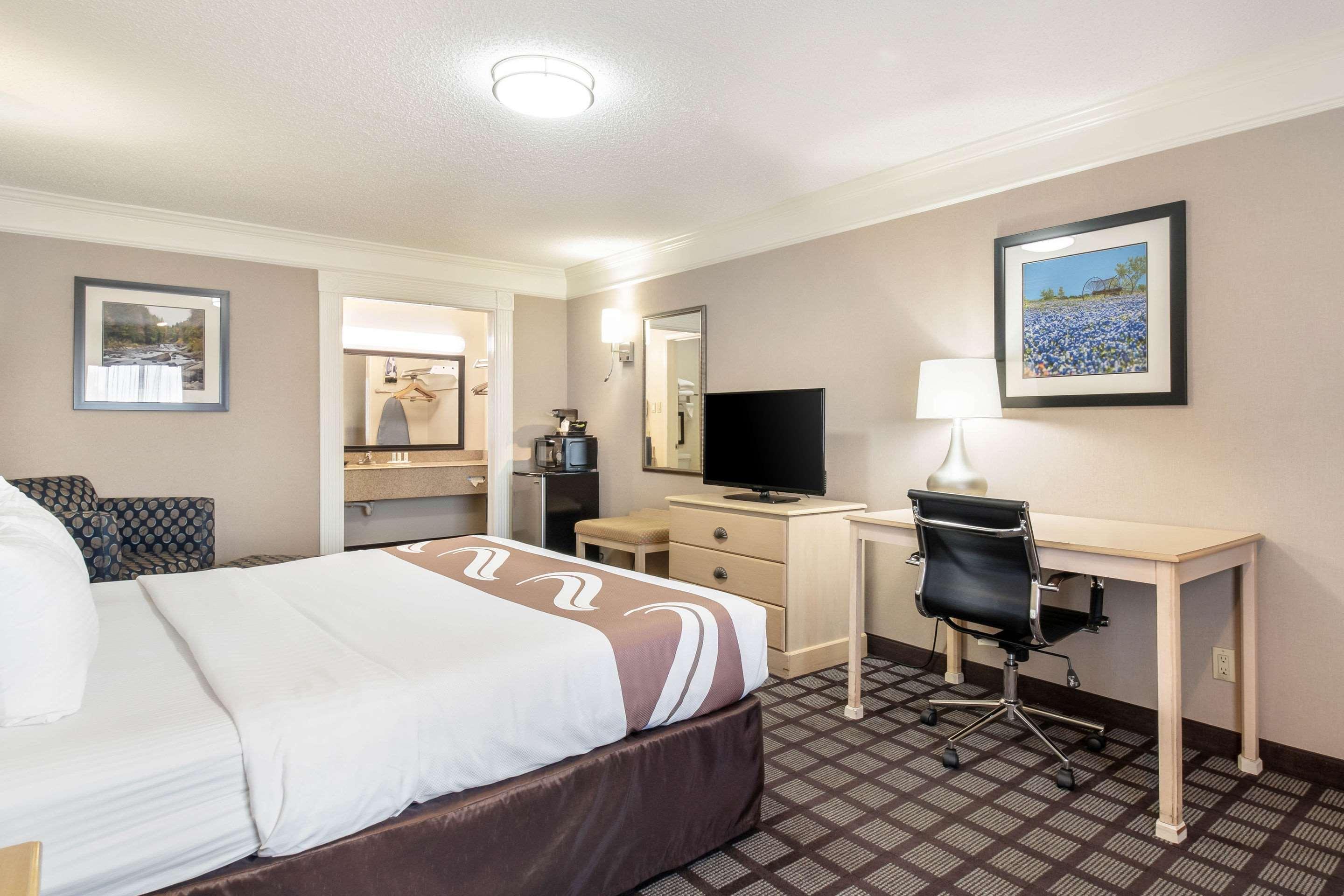 Quality Inn Near Lake Marble Falls Esterno foto