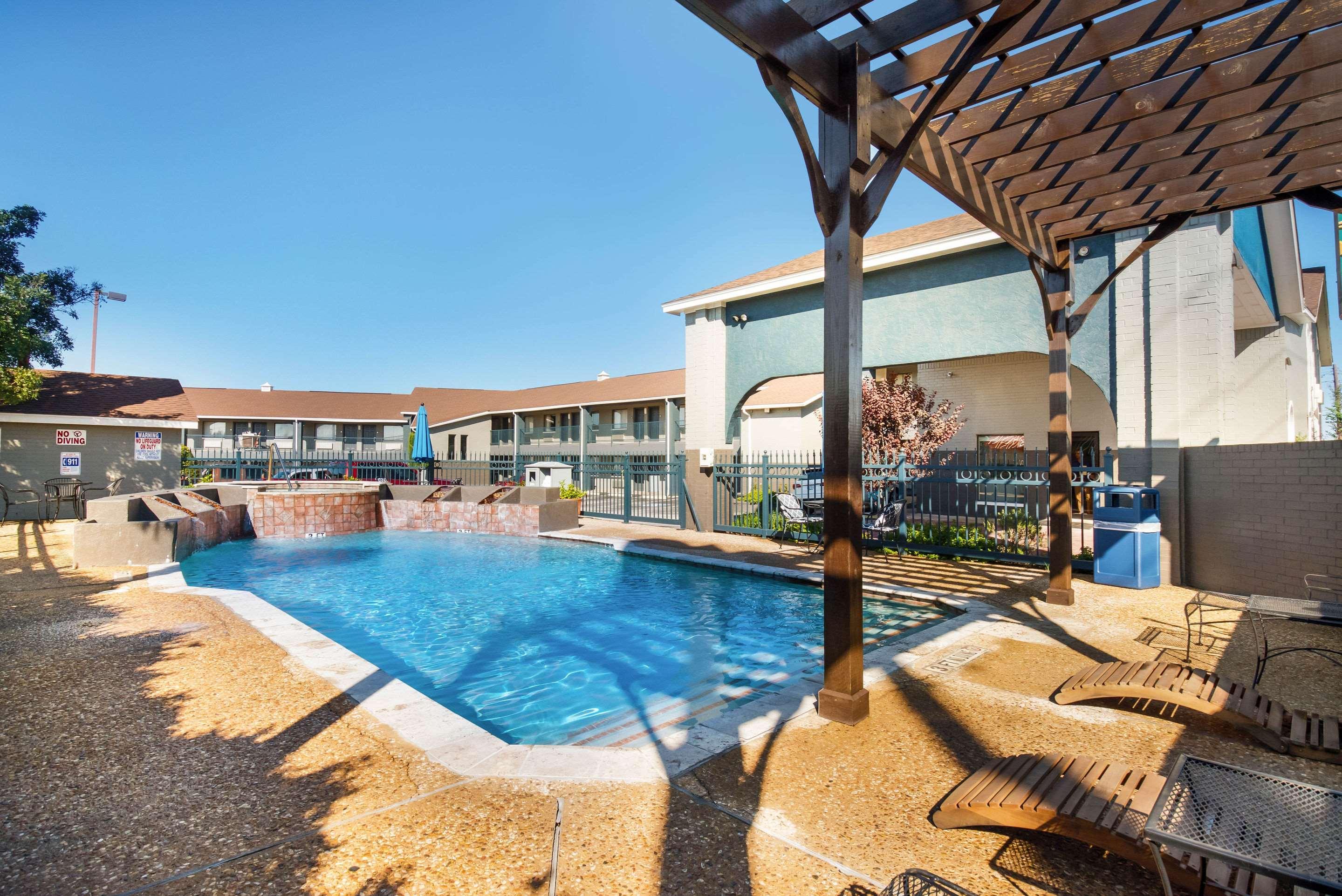 Quality Inn Near Lake Marble Falls Esterno foto