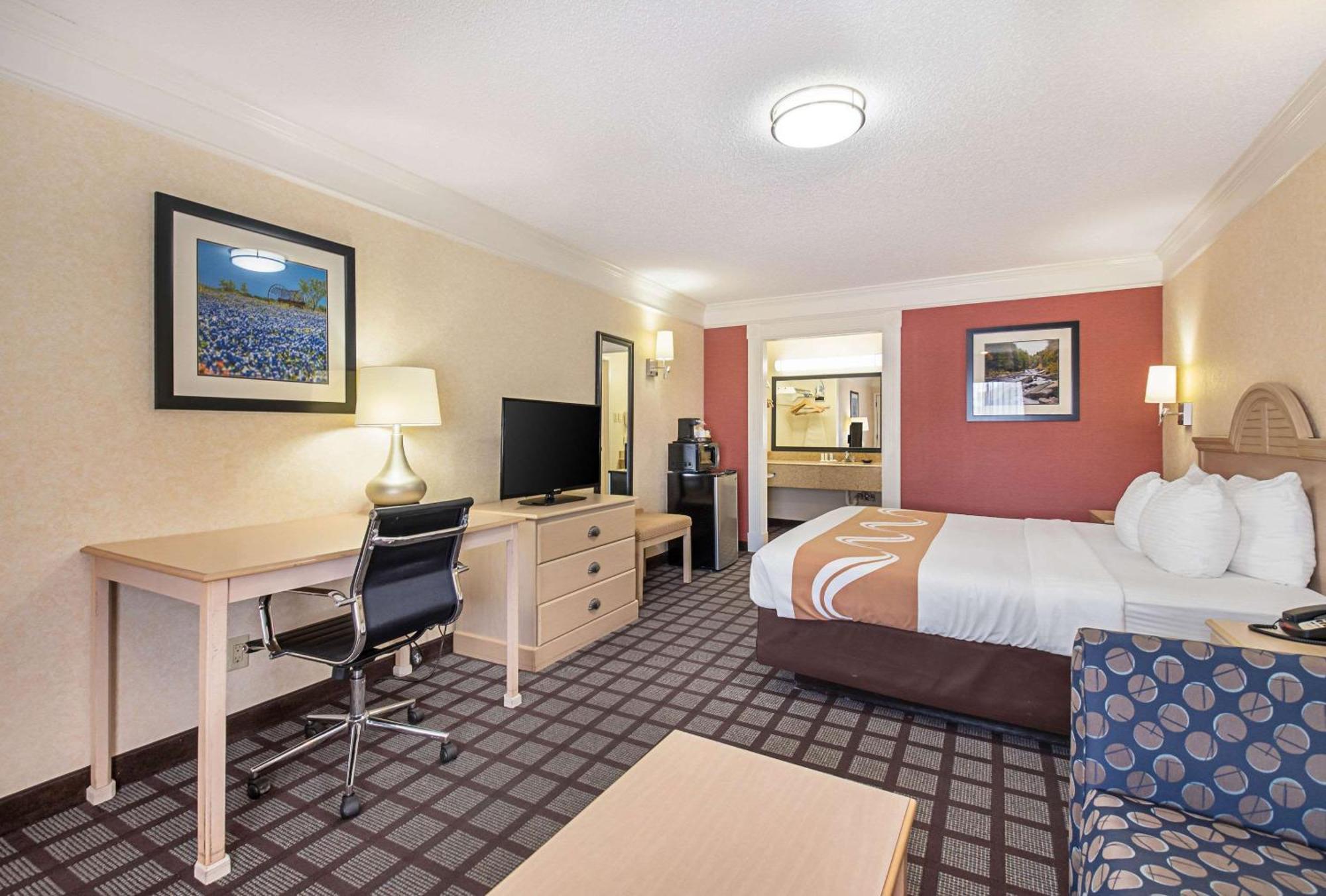 Quality Inn Near Lake Marble Falls Esterno foto